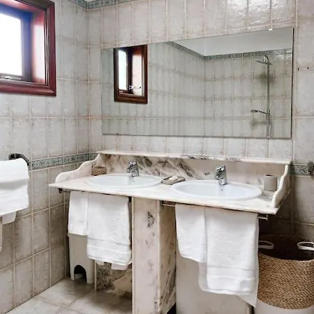 Casa Tonito Colorada 플라야블랑카